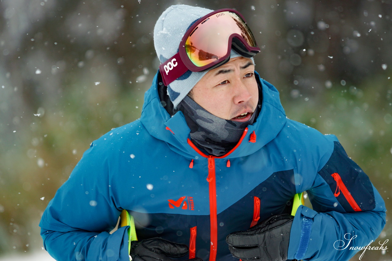 2019年12月。プロスキーヤー・谷藤昌司さんと滑る週末。締めくくりは、アルペンレーサー御用達の本格コースと変化に富んだゲレンデが魅力の『朝里川温泉スキー場』へ！